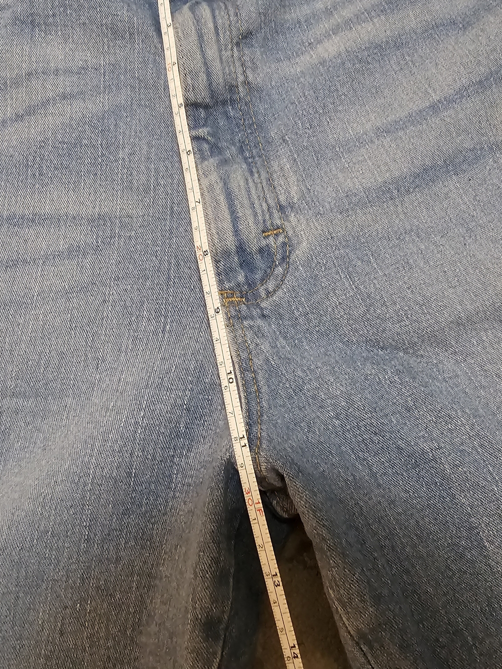 Wrangler Light Blue Denim Carpenter Jorts - Picture 9 of 9